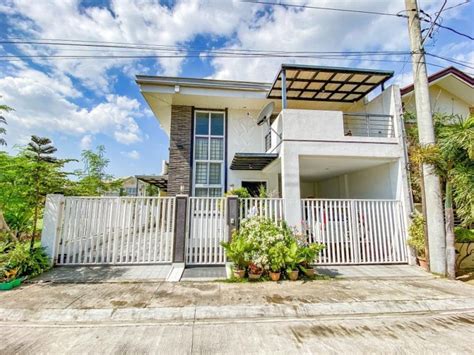 fortunata paranaque|For Sale: 4 Bedroom House with parking in Fortunata.